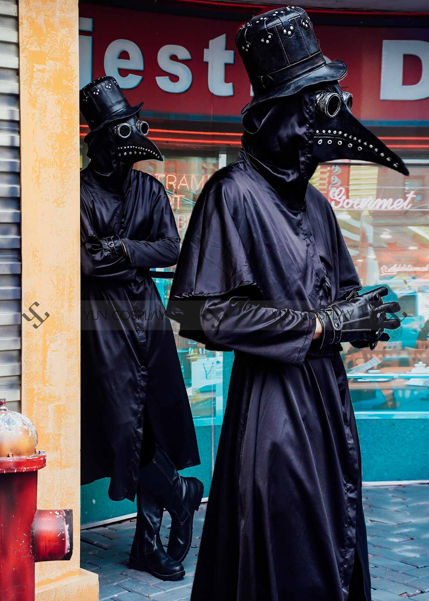 4 CONCEPT HALLOWEEN HOT NHẤT MỌI THỜI ĐẠI 22 bac-si-dich-hach-hoa-trang-halloween-2022