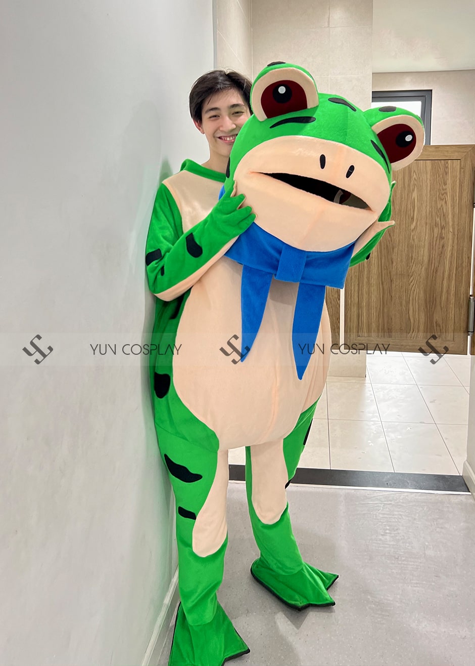 Mascot ếch xanh là hình tượng hot nhất năm nay? 5 bo-do-mascot-hoa-trang-ech-xanh-yun-cosplay