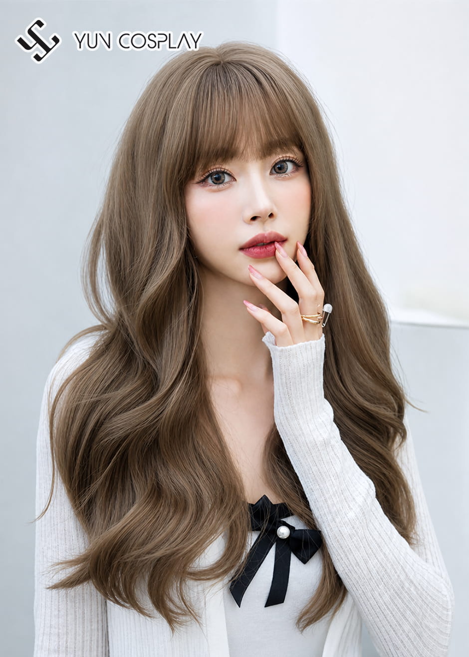 Tóc nâu đậm dài xoăn
