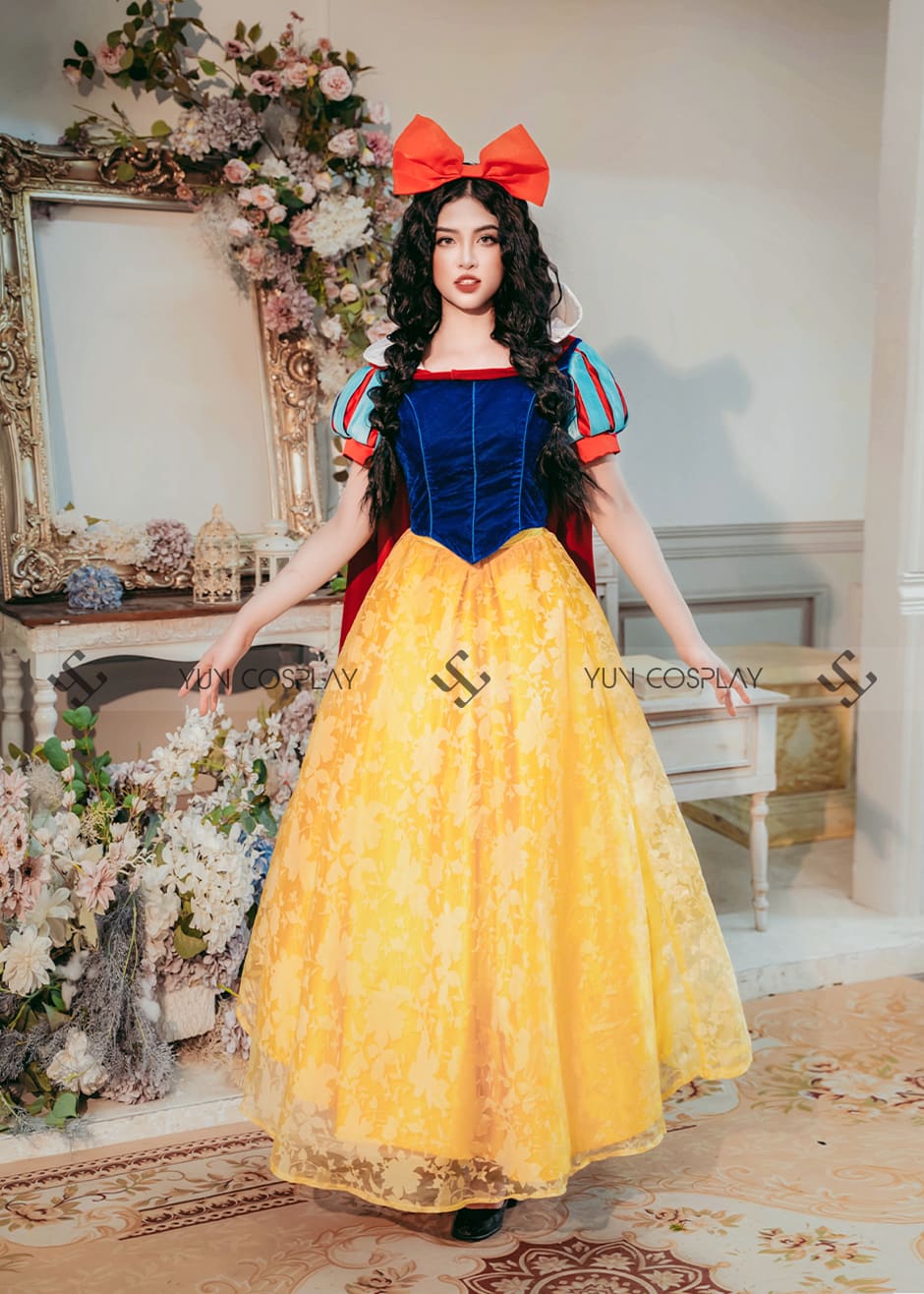 cho-thue-vay-cong-chua-bach-tuyet-yun-cosplay