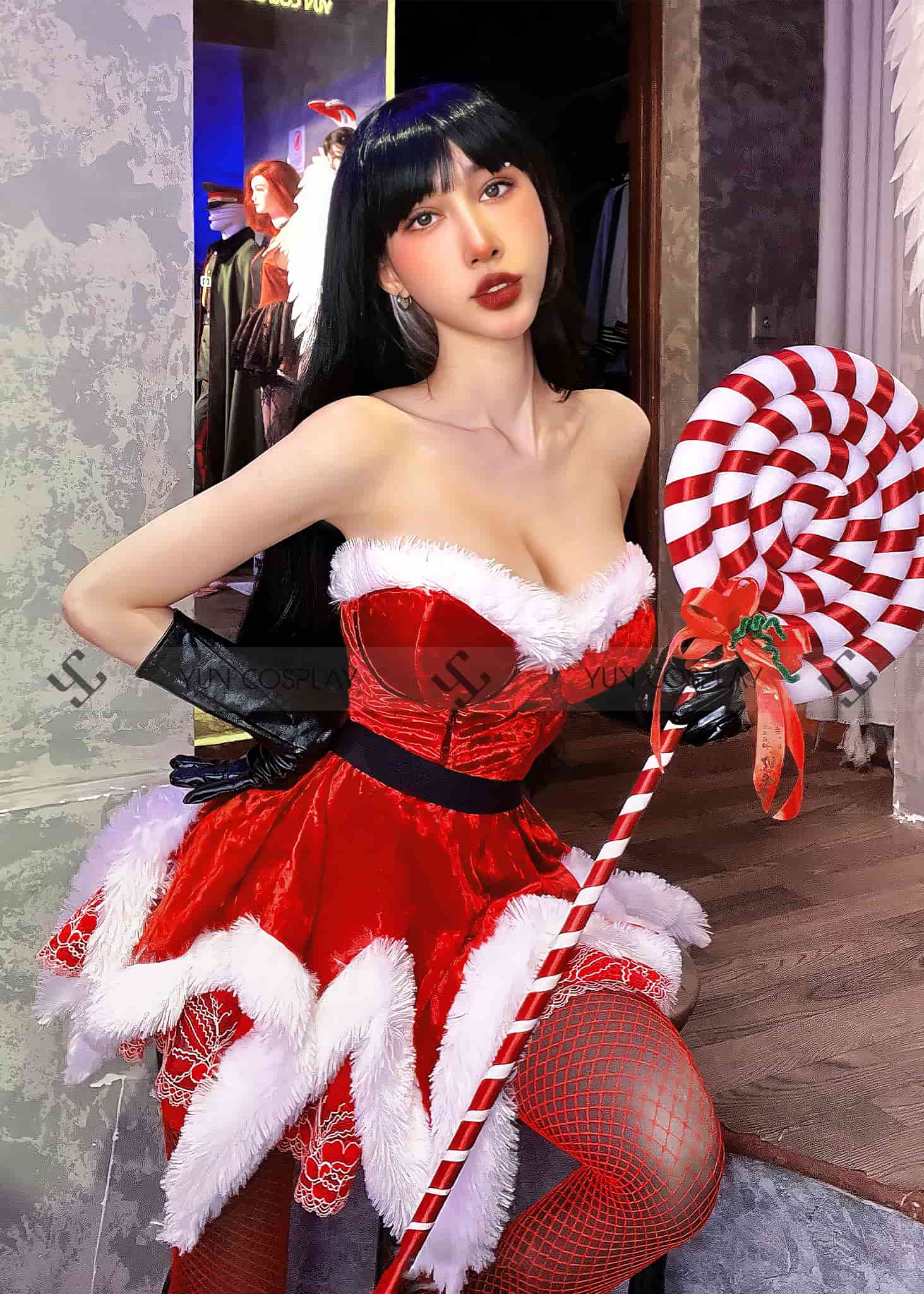Thời Trang Giáng Sinh: Người dân đổ xô đi tìm thuê trang phục noel 4 cho-thue-vay-corset-noel-hang-thiet-ke-yun-cosplay