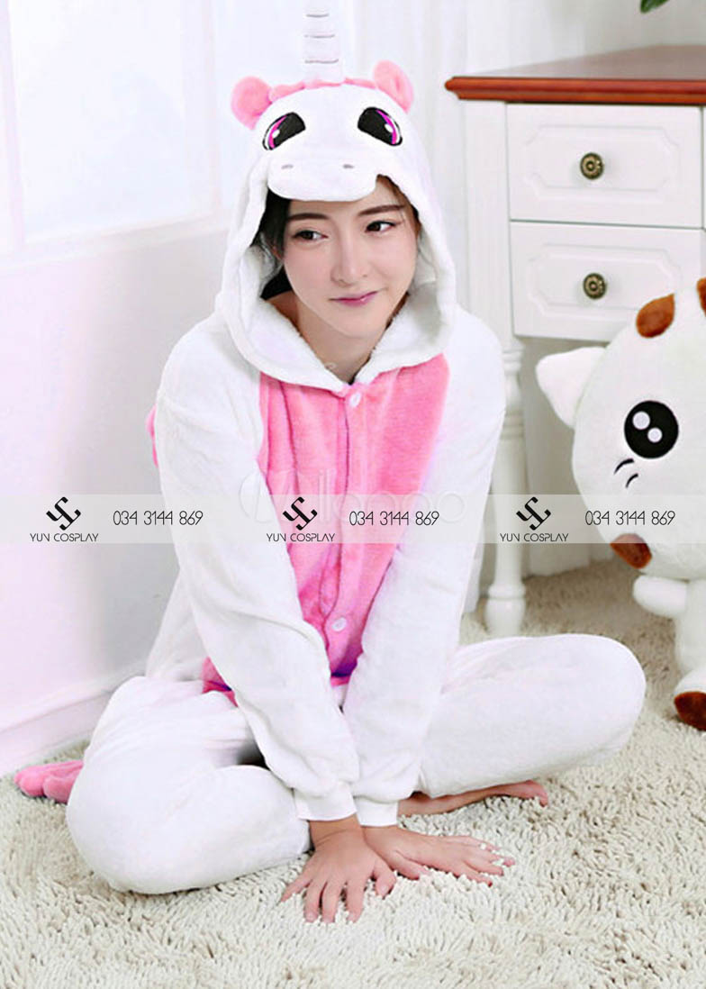 Hoá trang nhanh chóng với địa chỉ cho thuê trang phục cosplay tại Hà Nội 27 do-ngu-thu-lien-than-unicorn-yuncos-1