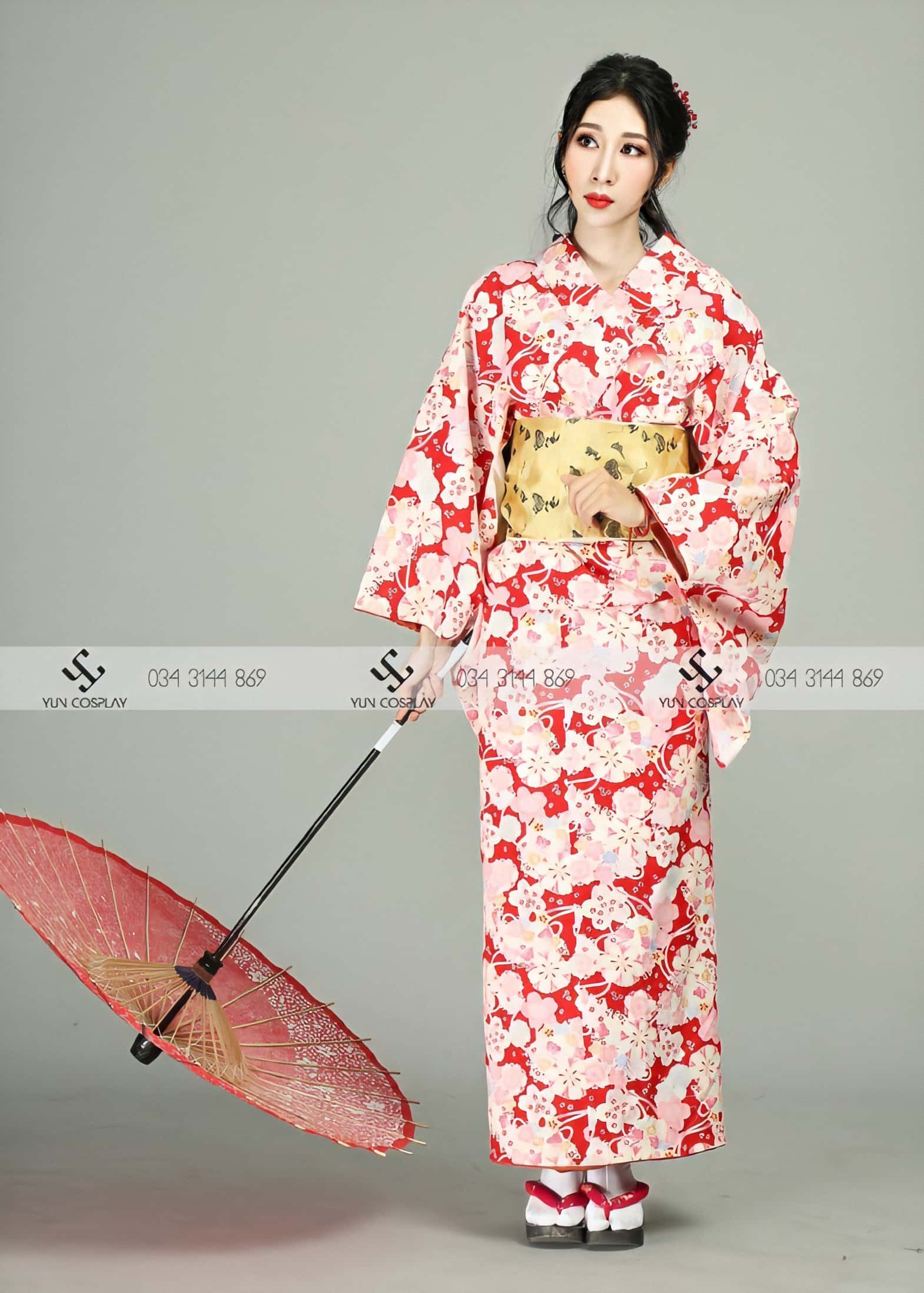 Akai Sakura Kimono