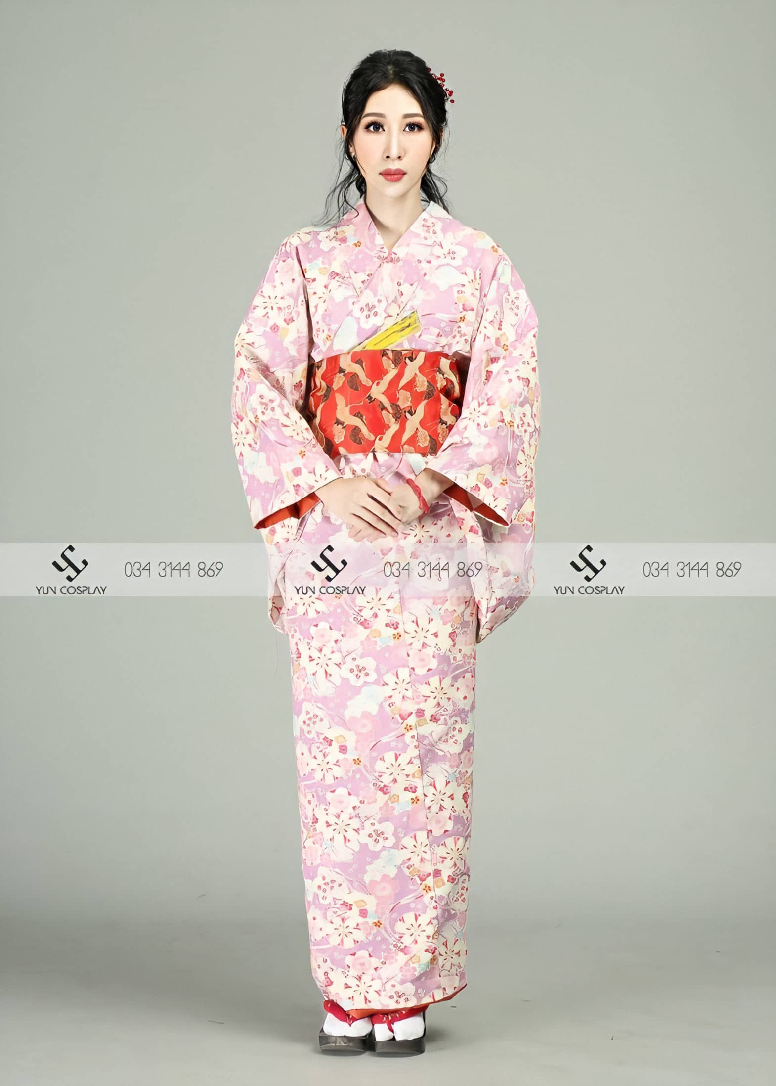 Pinku Sakura Kimono