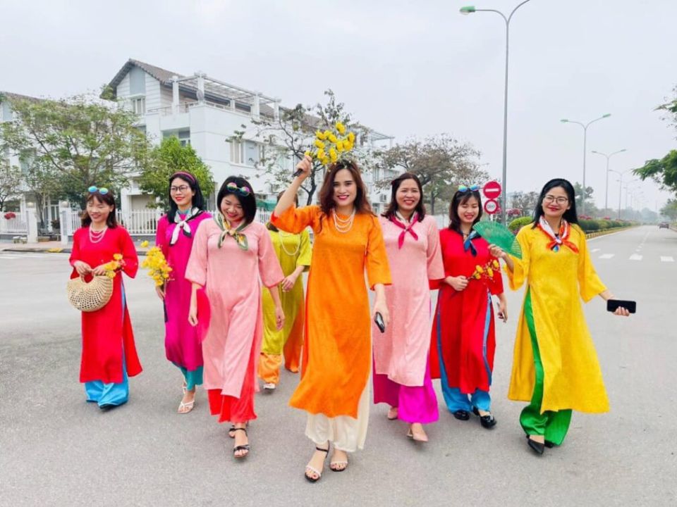 net-dep-truong-ton-cua-nhung-chiec-ao-dai-viet-nam-yun-cosplay