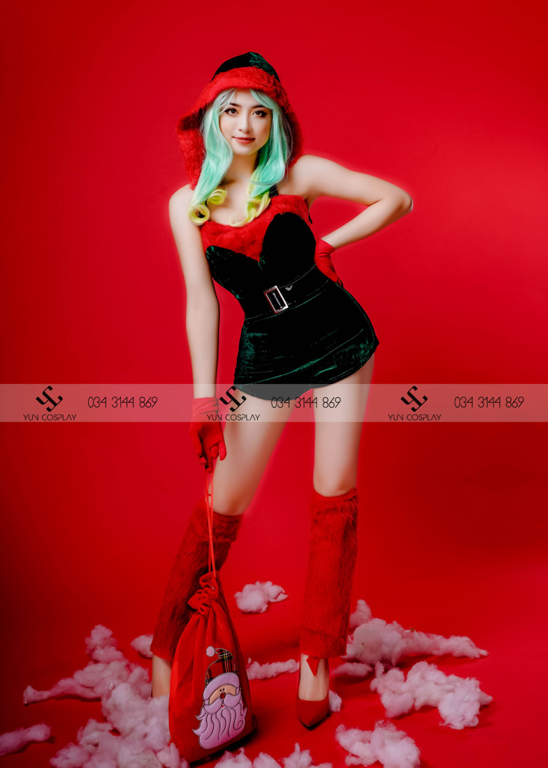 thue-vay-noel-yun-cosplay-31